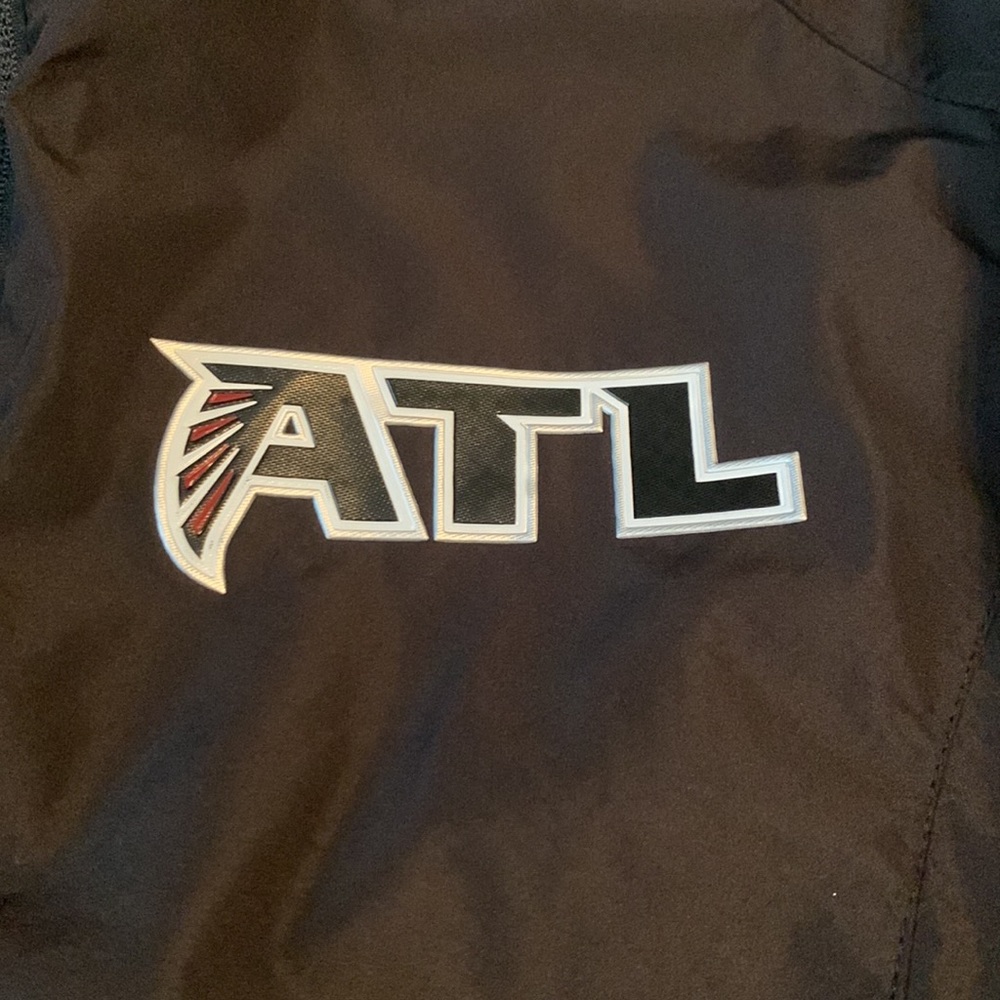 Atlanta Falcons NFL Members Exclusive Women’s Rain Jacket Size S/M NWOT - Picture 3 of 10